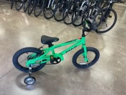 Fuji Rookie 16" Green Boys 2023 -Cycling Gear Shop A9GH6zt8YtWMmqLoZqs3KmECQ