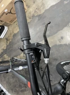 Fuji Nevada 27.5 1.9 - Satin Graphite 2022 -Cycling Gear Shop NioiaOq93hGmAlUK660K7PVl4