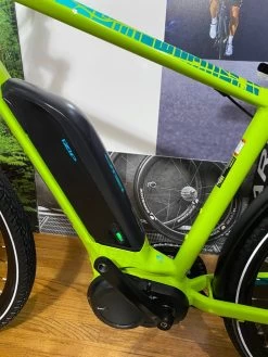 IZIP E3 Dash E-Bike -Cycling Gear Shop VcHUhbUOm wN6HjbnnLlnqSJA
