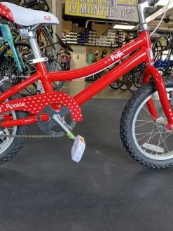 Fuji Rookie 16 Girls Red 2022 -Cycling Gear Shop feHz cXPppwPea1qXzCL3Sqps