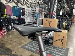 Trek Domane SLR 7 Shimano Ultegra Di2 11 Speed - Black/Silver 2021 USED -Cycling Gear Shop jlgKes3IKJ5xiUFgIbnApeZ 8